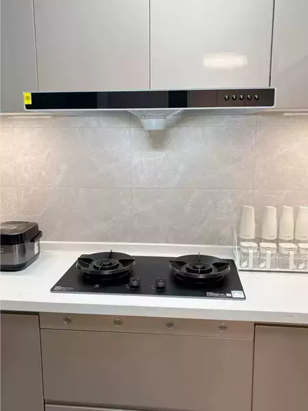Photo from Fatima A.: Stovetop and backsplash, done